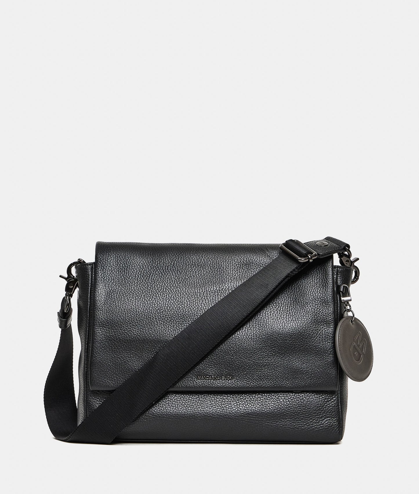 Mellow Leather Crossover
