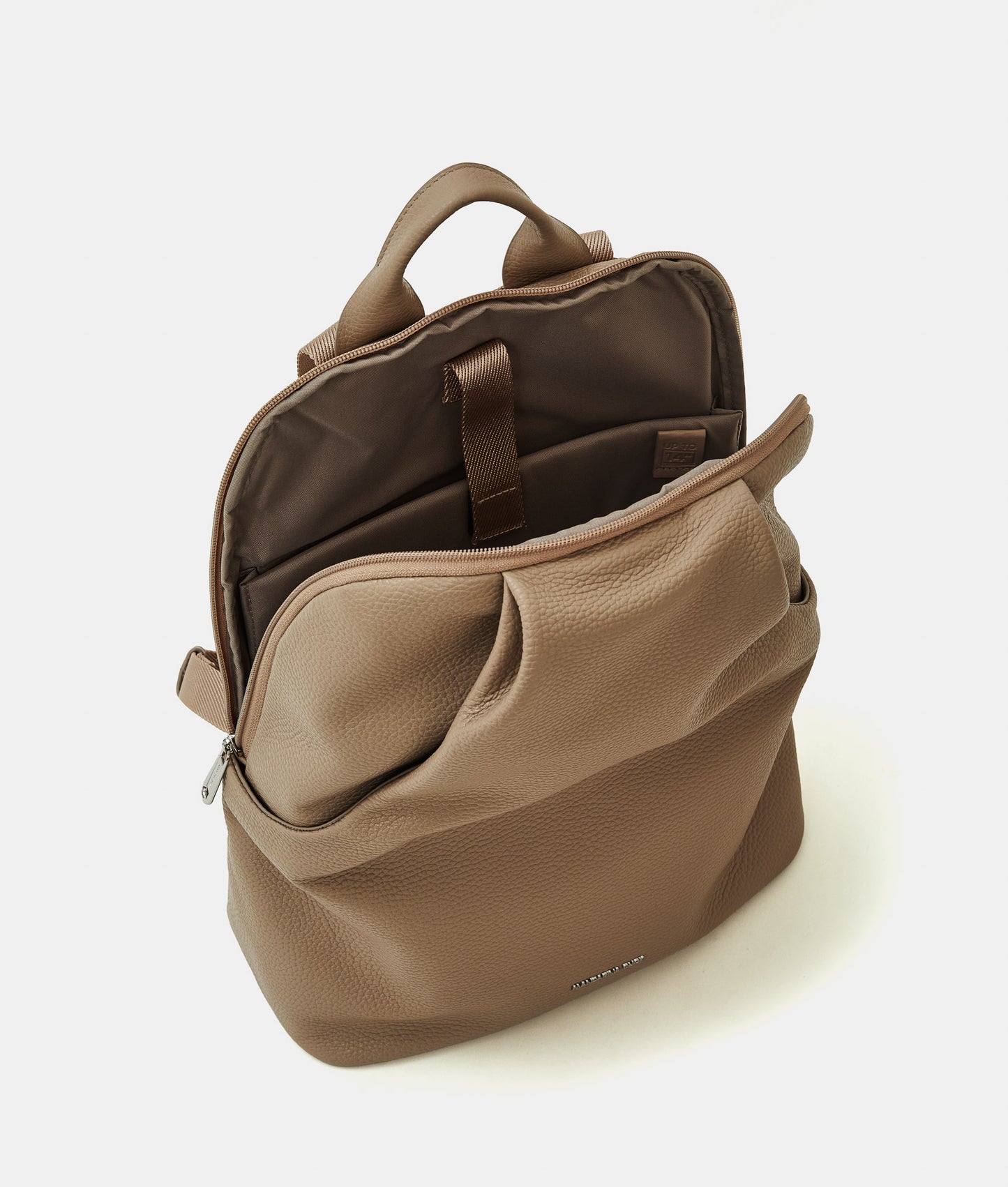 MELLOW LEATHER BACKPACK