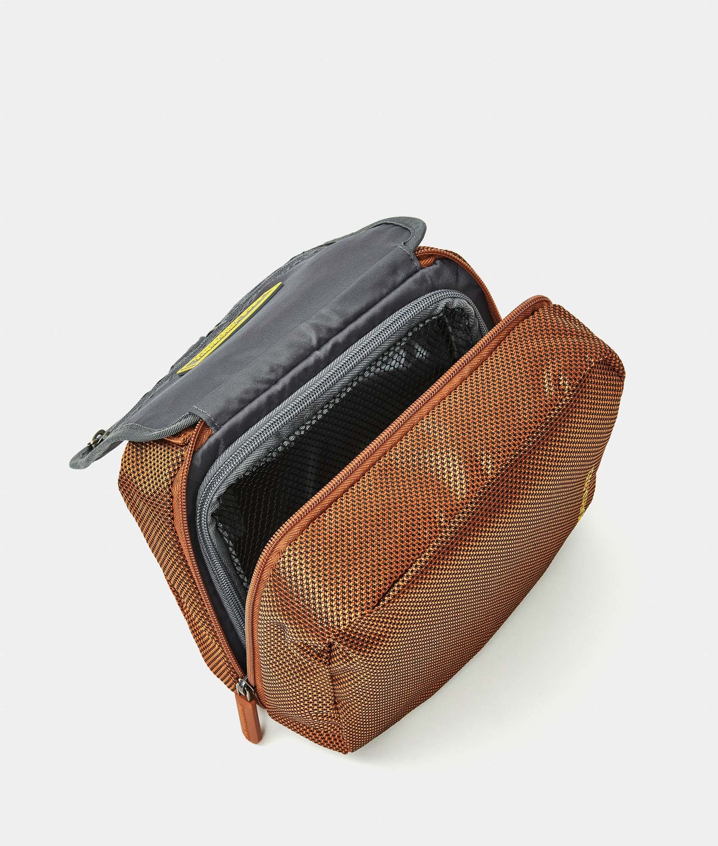 Zephyr Necessaire