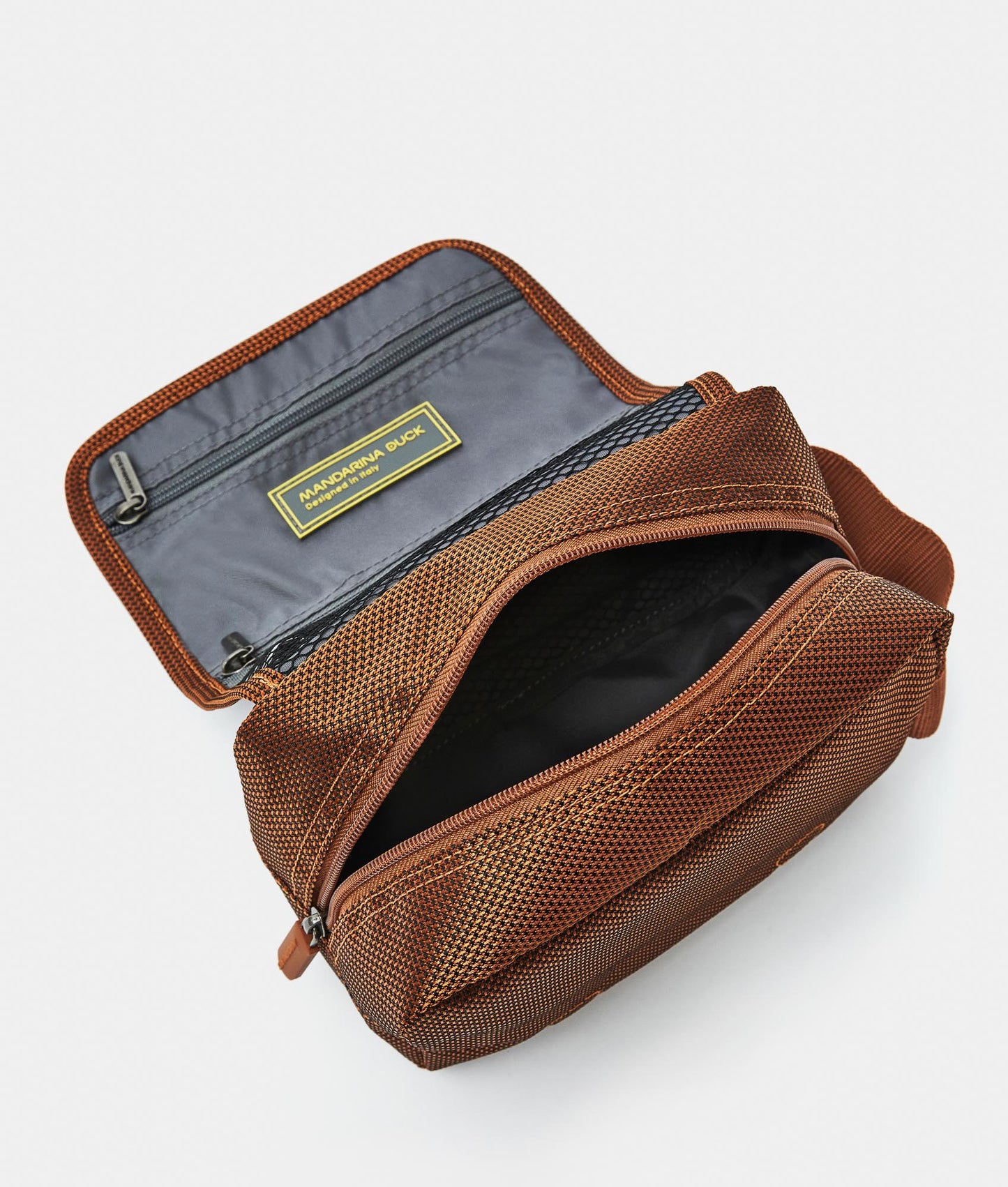 Zephyr Necessaire