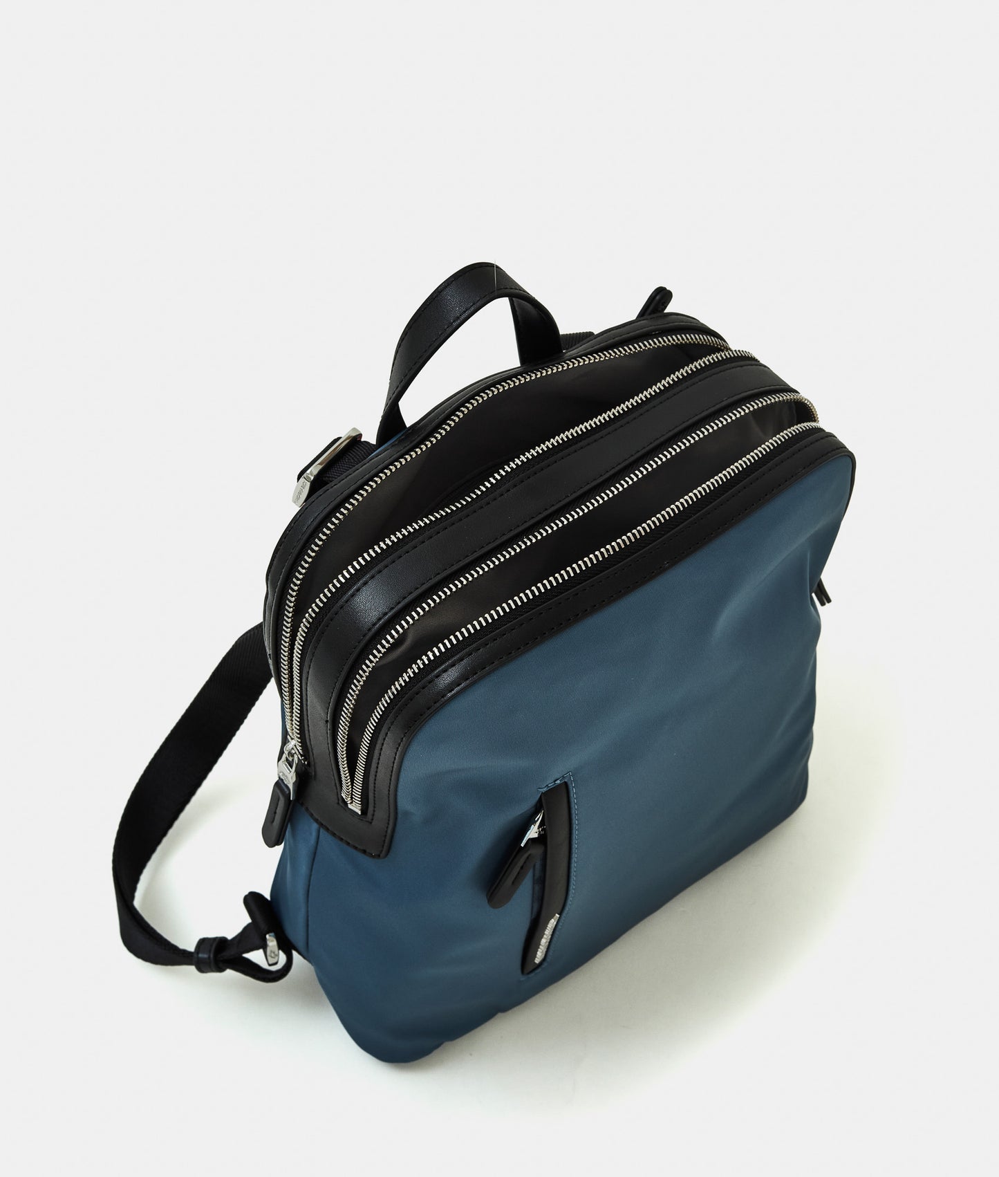 HUNTER BACKPACK