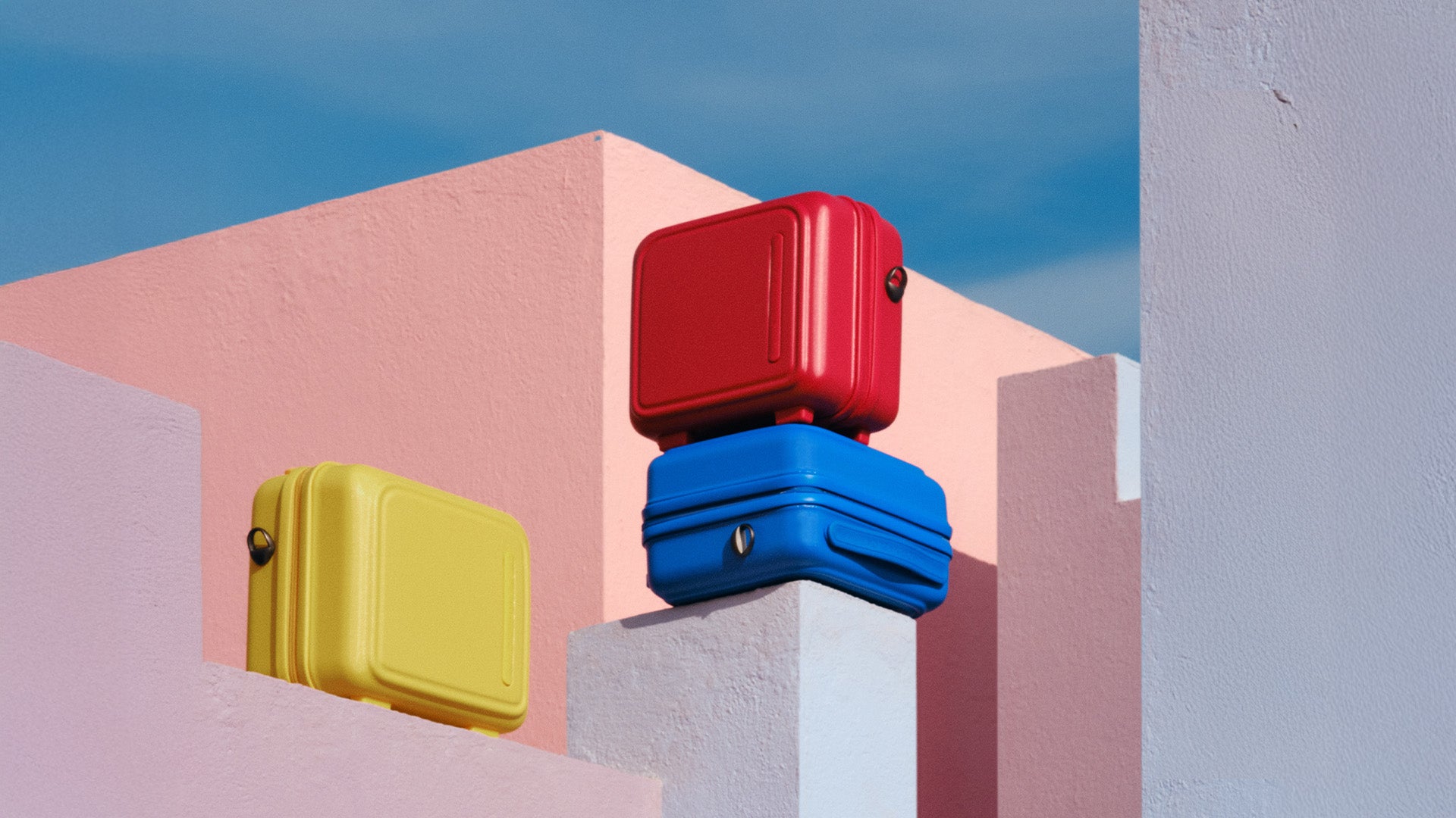 Mandarina Duck Official Website