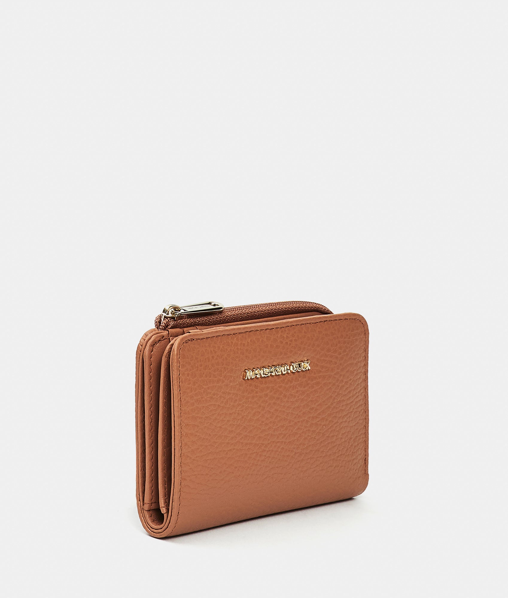 Mellow Leather Wallet Pecan Nut Mandarina Duck