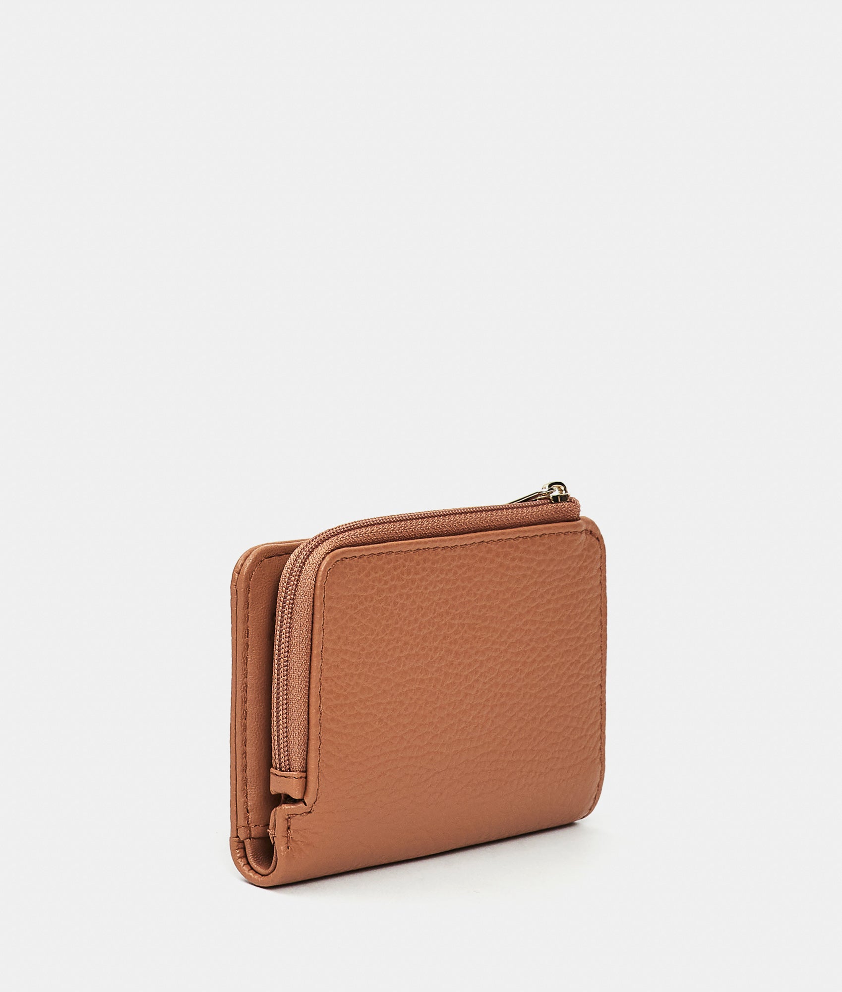 Mellow Leather Wallet Pecan Nut Mandarina Duck