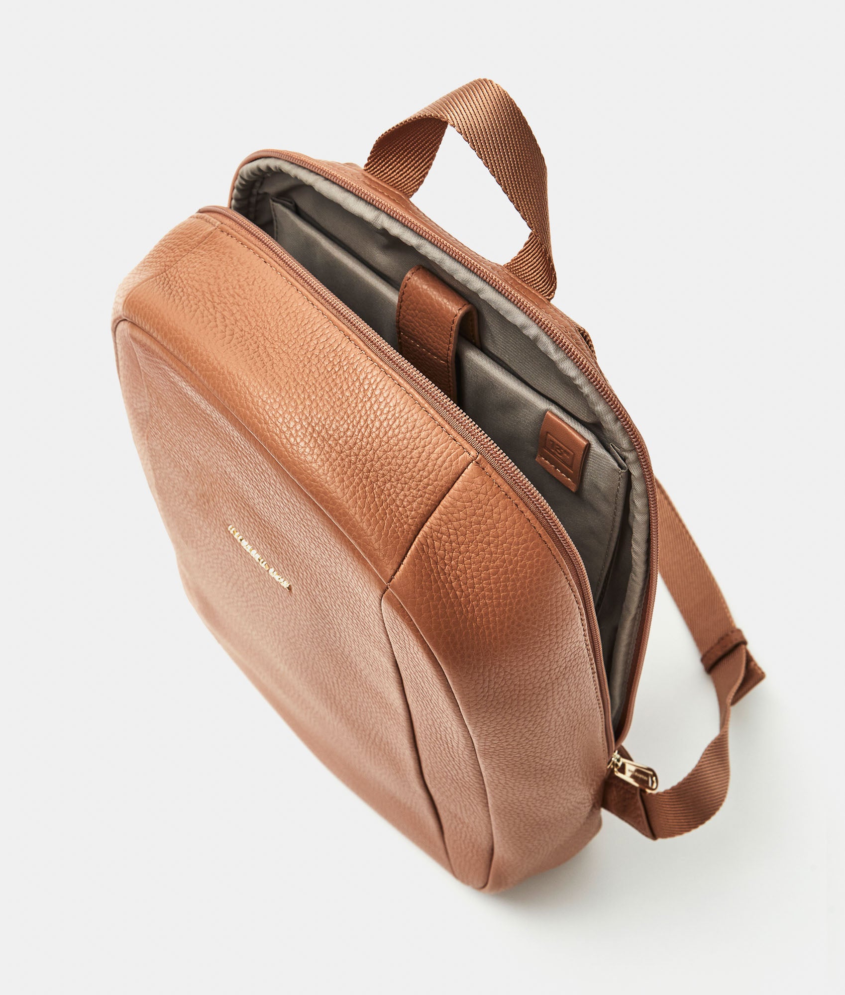Mellow Leather Backpack Pecan Nut Mandarina Duck