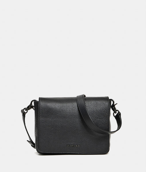 P10FZT69_001_MELLOWLEATHER_NER