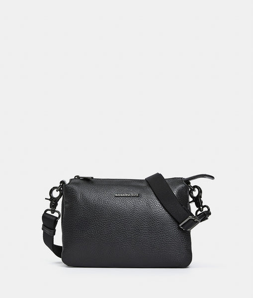 P10FZT82_001_MELLOWLEATHER_NER