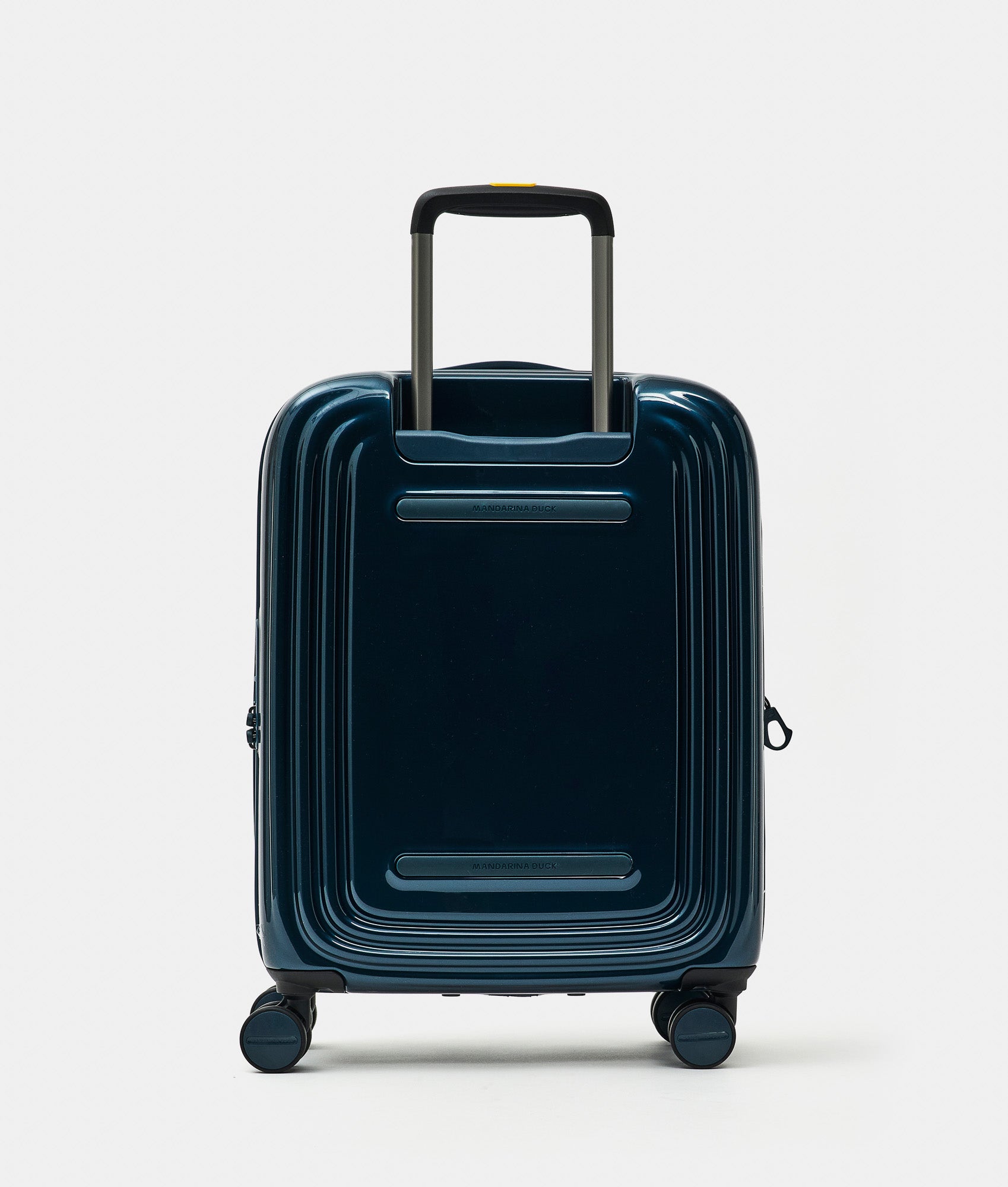 Logoduck + Metal Cabin Exp Lunar Mandarina Duck
