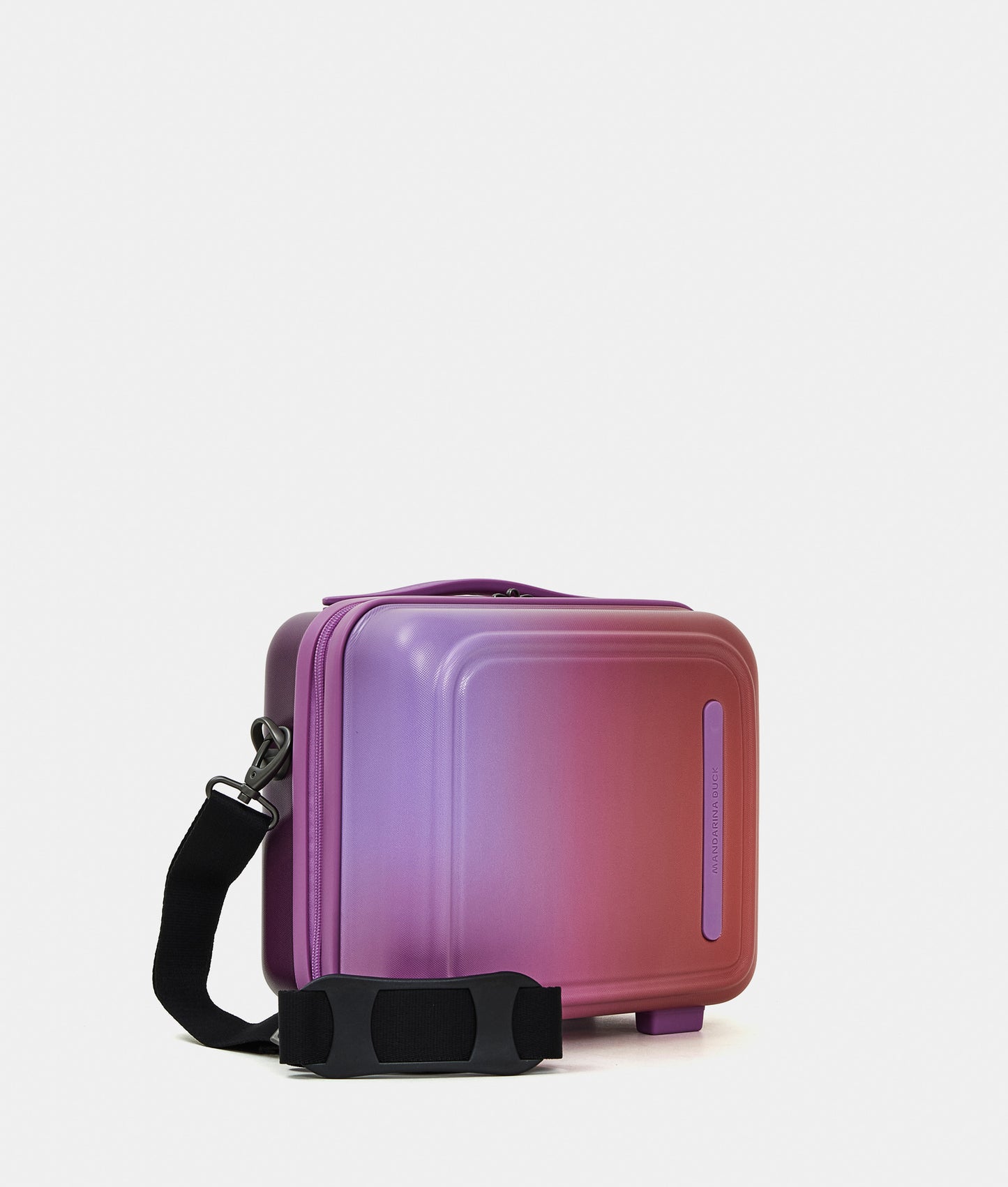LOGODUCK + AURORA BEAUTY CASE