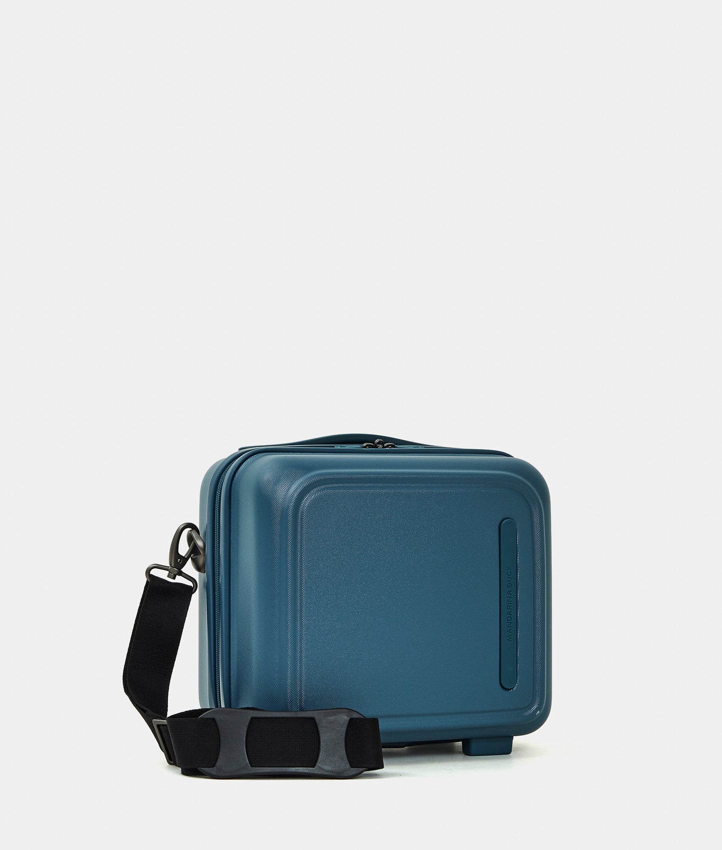 LOGODUCK + BEAUTY CASE