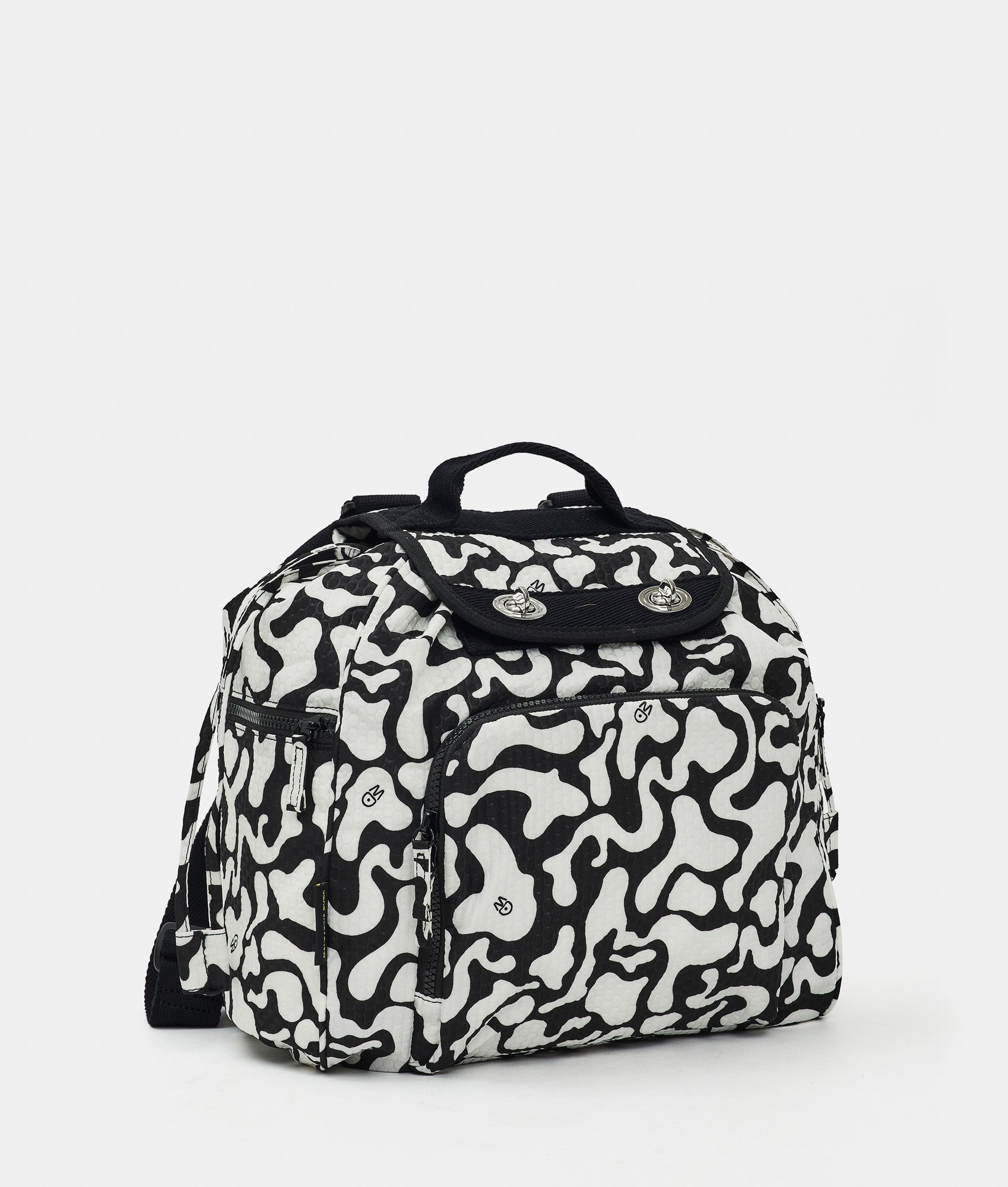 Utility – Mandarina Duck