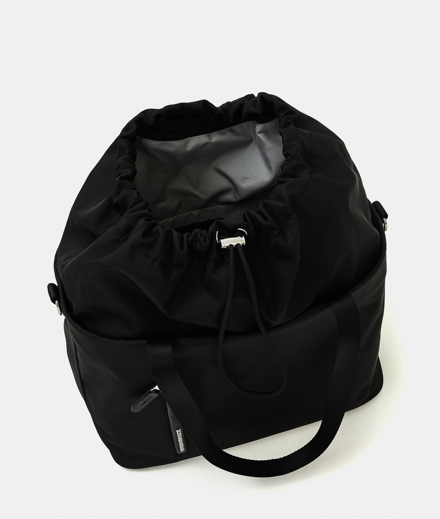 HUNTER BUCKET BAG
